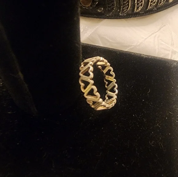 Vintage Sterling Silver 925 Heart Ring Band Size 7 - Picture 2 of 8